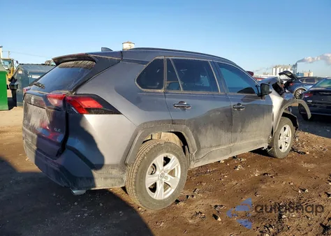 2021 Toyota Rav4 Xle из США, поврежденный, VIN 2T3W1RFV4MW108878